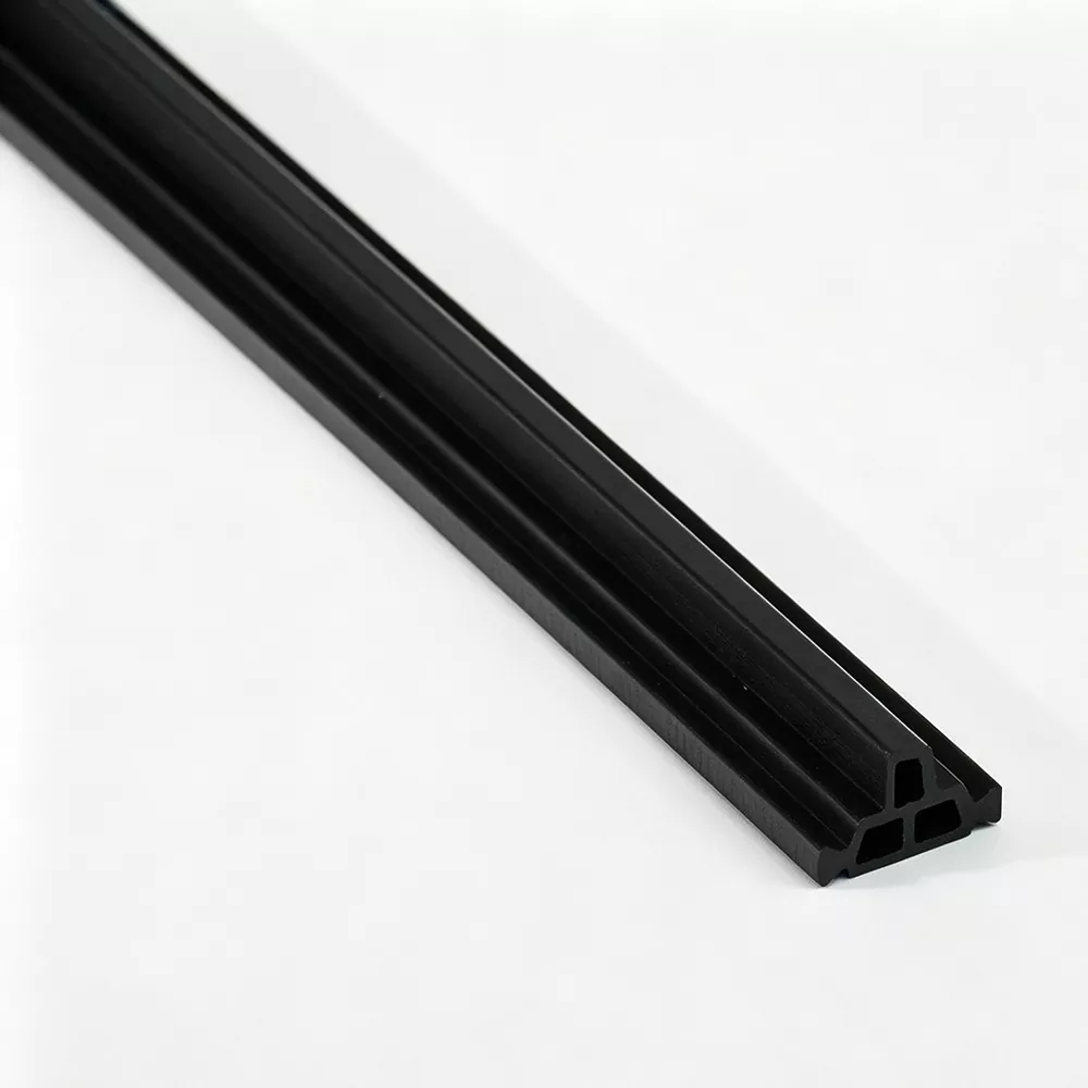 Faixa de ruptura térmica para parede cortina PA66 GF25